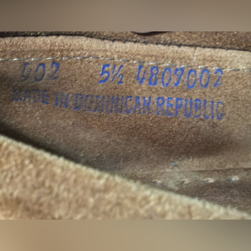 Minnetonka Moccasins 402 Kilty Hardsole Size 5.5 - Picture 6 of 11